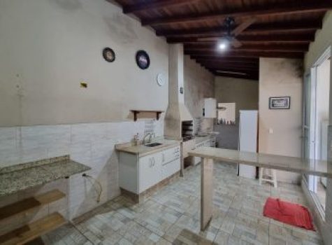 iportofeliz-imobiliaria-porto-feliz-casa-araritaguaba03